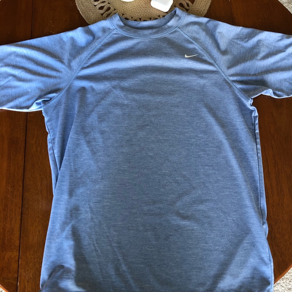 Nike Dri-Fit short sleeve shirt. Men’s size M